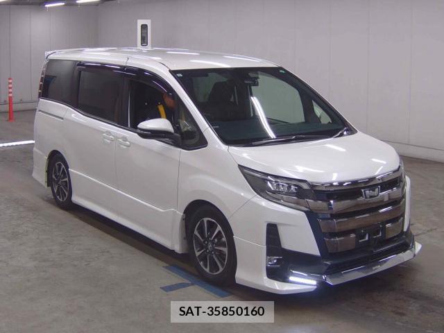 Toyota NOAH 2017-09 8217065-0