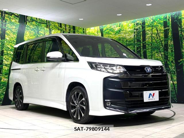 Toyota NOAH 2023-10 8217100-16