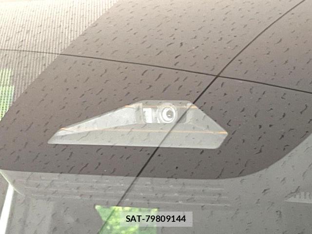 Toyota NOAH 2023-10 8217100-4