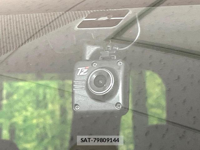 Toyota NOAH 2023-10 8217100-5