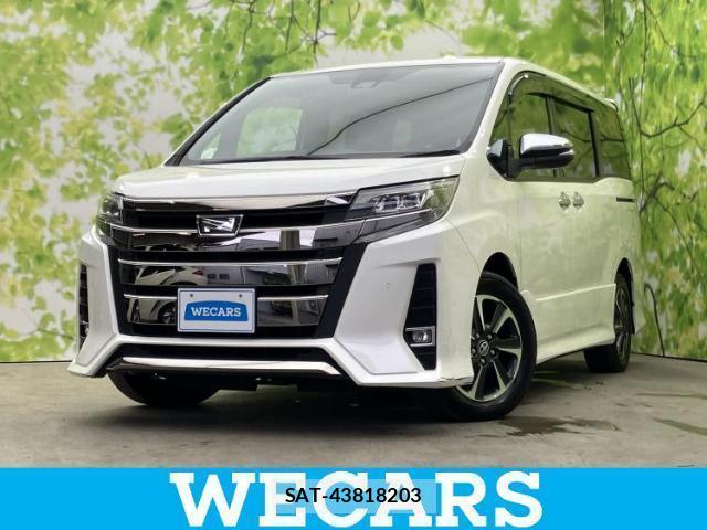 Toyota NOAH 2021-05 8217210-0