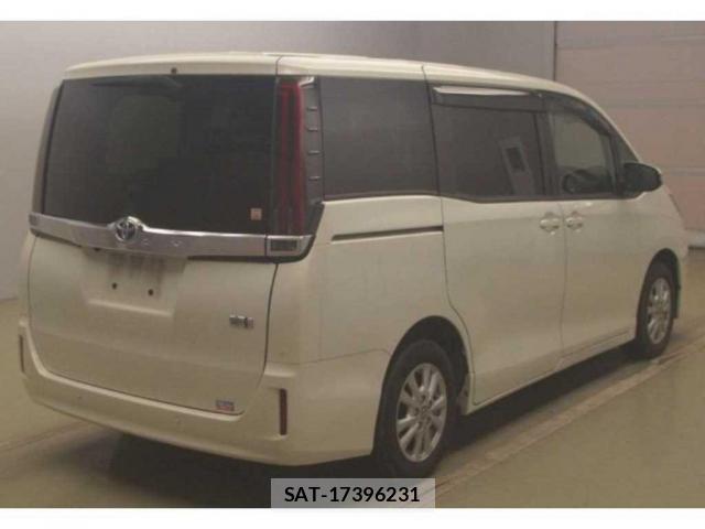 Toyota NOAH 2021 8217364-4
