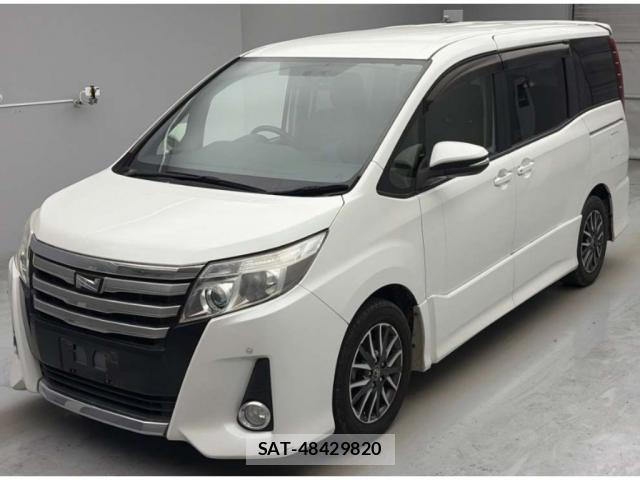 Toyota NOAH 2014-09 8217447-3