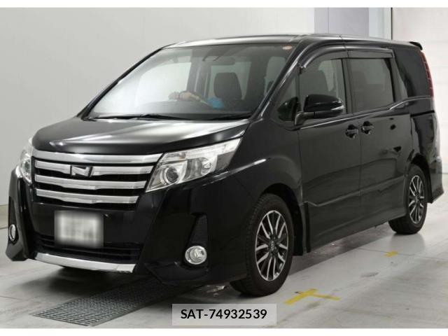 Toyota NOAH 2016 8217549-3