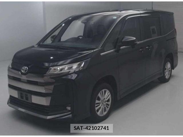 Toyota NOAH 2023-04 8217923-0