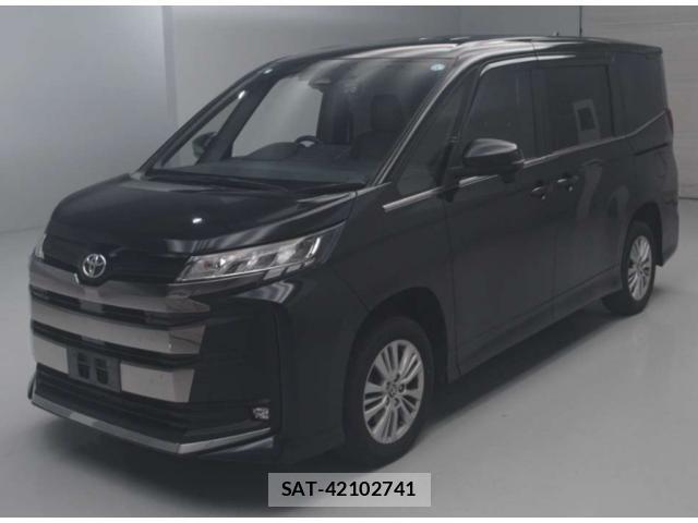 Toyota NOAH 2023-04 8217923-3