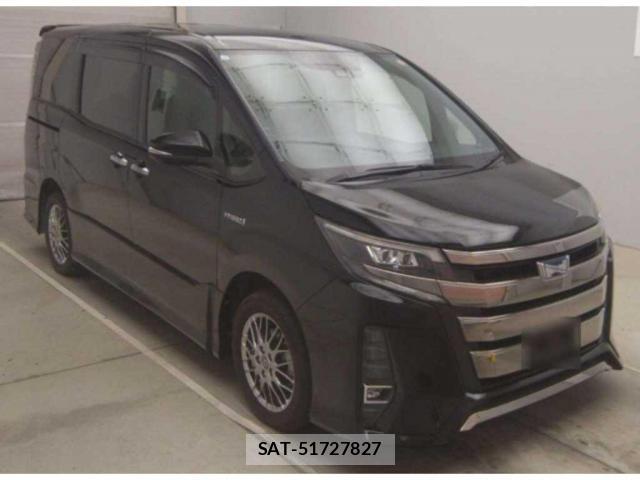 Toyota NOAH 2017-12 8218014-3