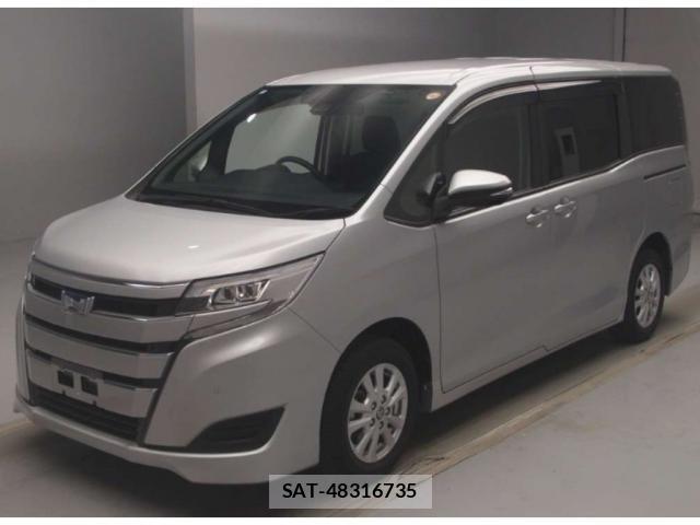 Toyota NOAH 2021-07 8218090-3