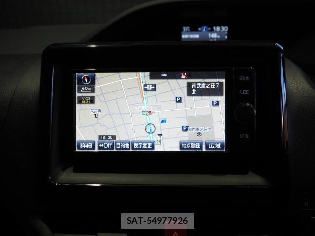 Toyota NOAH 2018-02 8218358-4