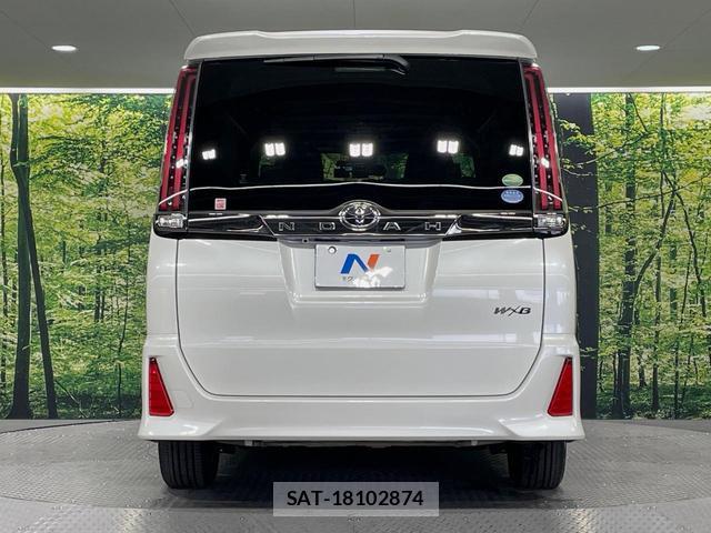 Toyota NOAH 2018-11 8218530-15