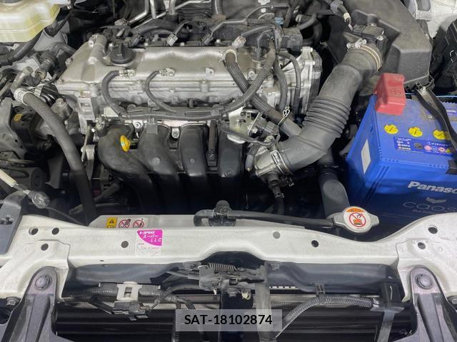 Toyota NOAH 2018-11 8218530-18