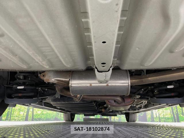 Toyota NOAH 2018-11 8218530-19