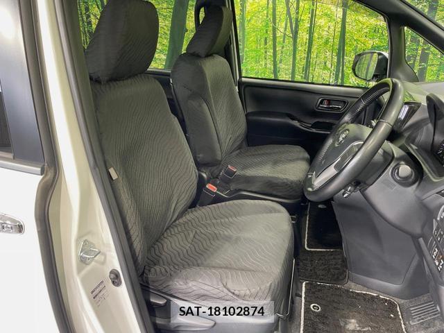 Toyota NOAH 2018-11 8218530-7