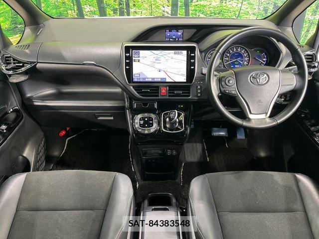 Toyota NOAH 2019-03 8218700-1