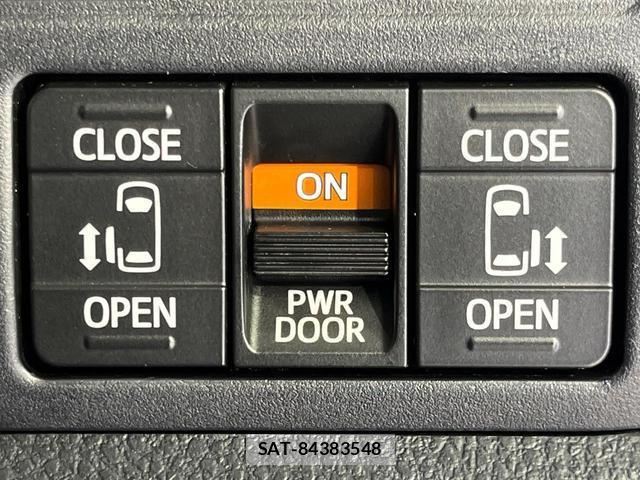 Toyota NOAH 2019-03 8218700-2