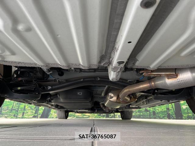 Toyota NOAH 2023-01 8218721-18