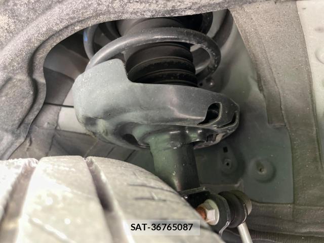 Toyota NOAH 2023-01 8218721-19