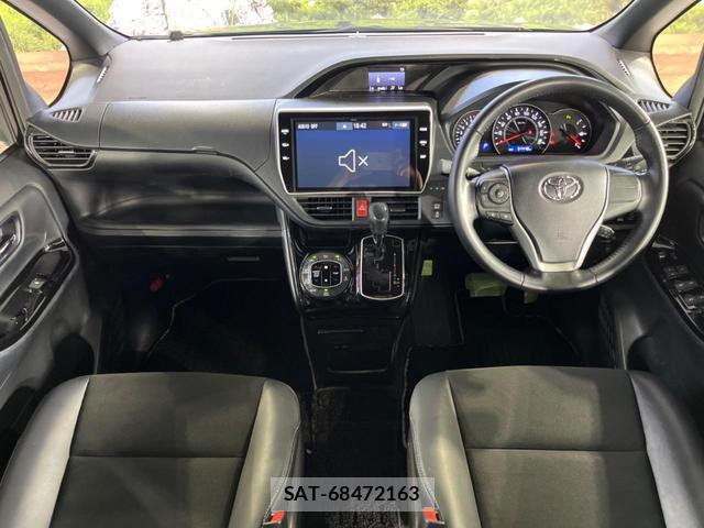 Toyota NOAH 2020-02 8219184-2