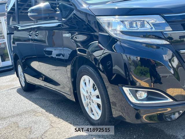 Toyota NOAH 2017-07 8219217-5