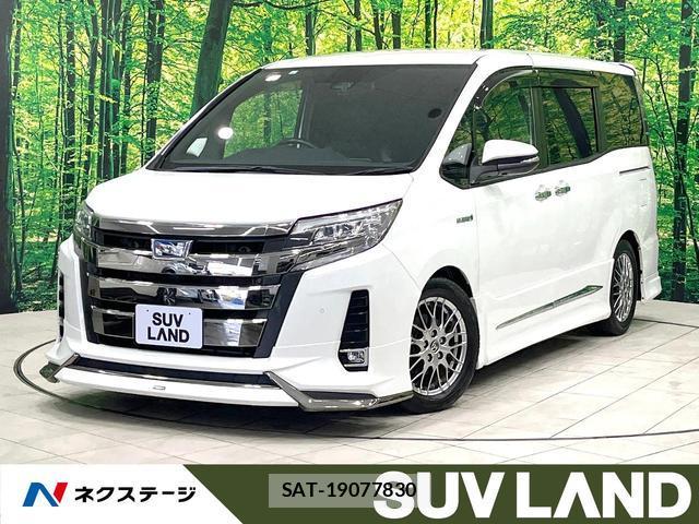 Toyota NOAH 2019-11 8219281-0