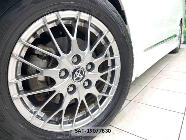 Toyota NOAH 2019-11 8219281-14