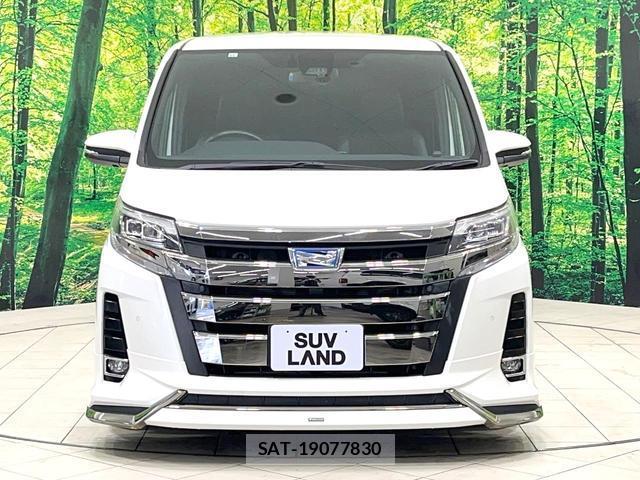 Toyota NOAH 2019-11 8219281-15