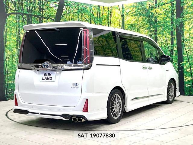 Toyota NOAH 2019-11 8219281-18