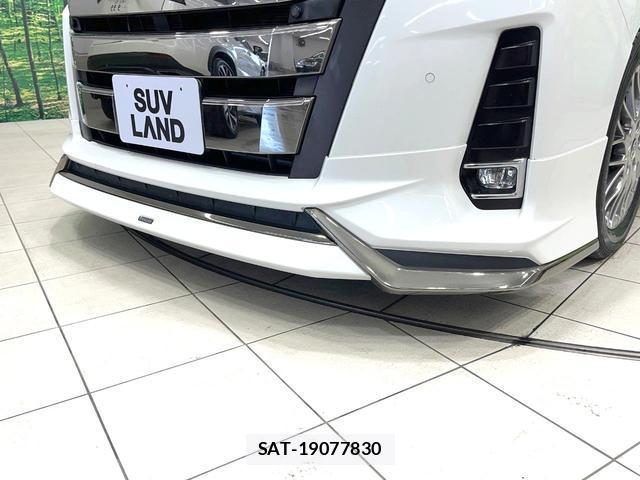 Toyota NOAH 2019-11 8219281-2