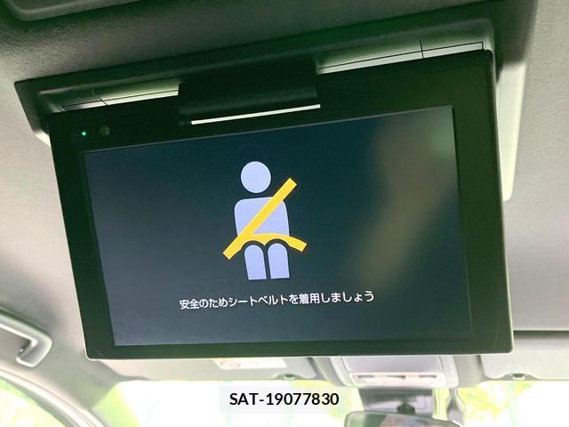 Toyota NOAH 2019-11 8219281-3