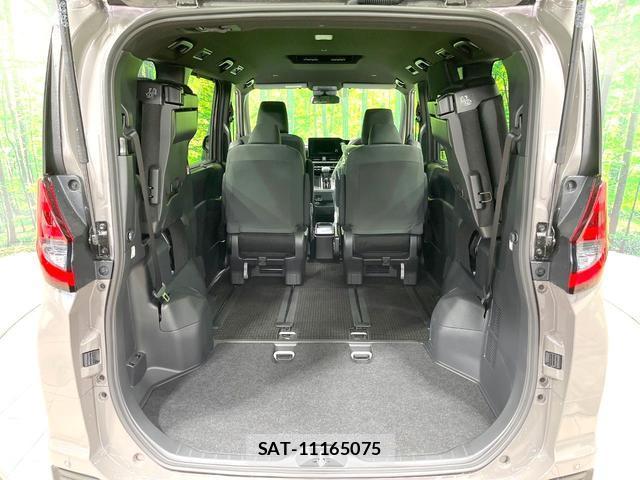 Toyota NOAH 2026-06 8219282-7