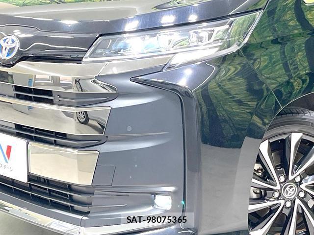 Toyota NOAH 2023-10 8219394-12