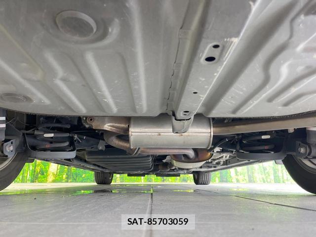Toyota NOAH 2018-08 8219536-19