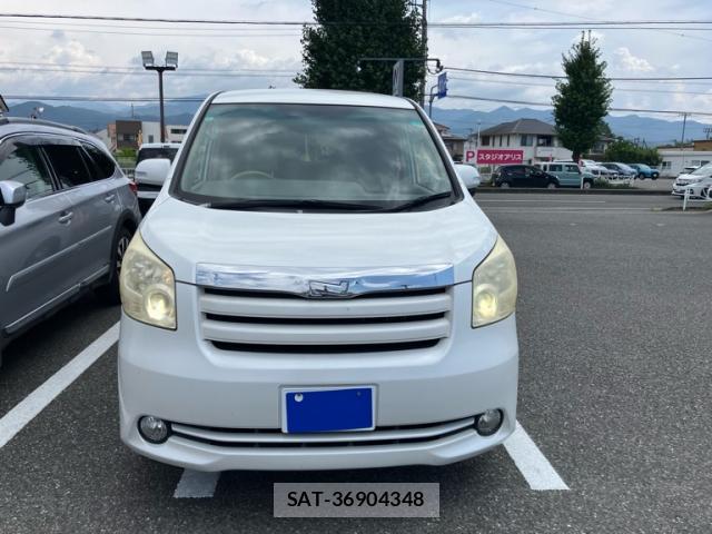 Toyota NOAH 2009-05 8219794-1