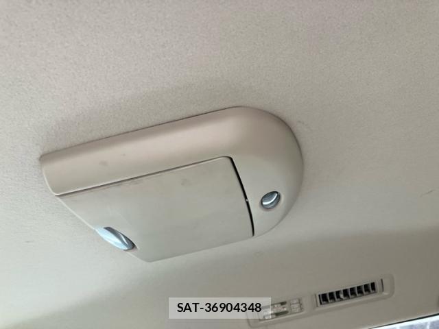 Toyota NOAH 2009-05 8219794-3