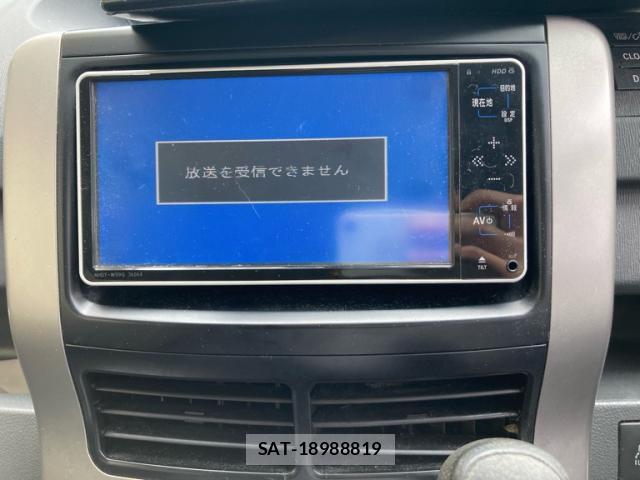 Toyota NOAH 2009-10 8219842-12
