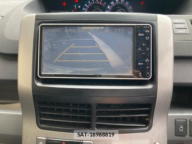 Toyota NOAH 2009-10 8219842-13