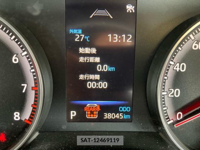 Toyota NOAH 2023-01 8219867-0