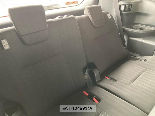 Toyota NOAH 2023-01 8219867-16