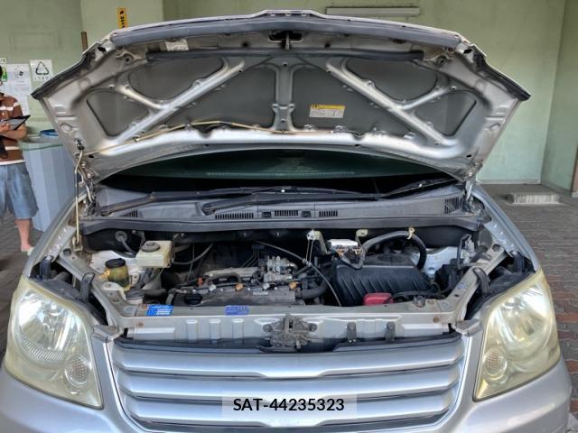 Toyota NOAH 2002-06 8220024-1