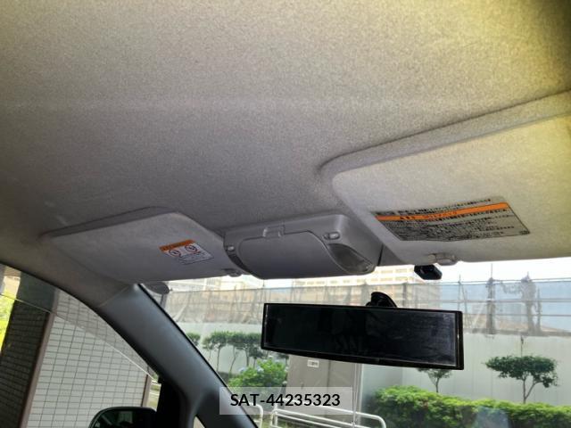 Toyota NOAH 2002-06 8220024-10