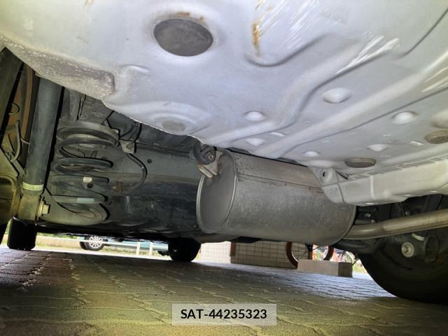 Toyota NOAH 2002-06 8220024-12