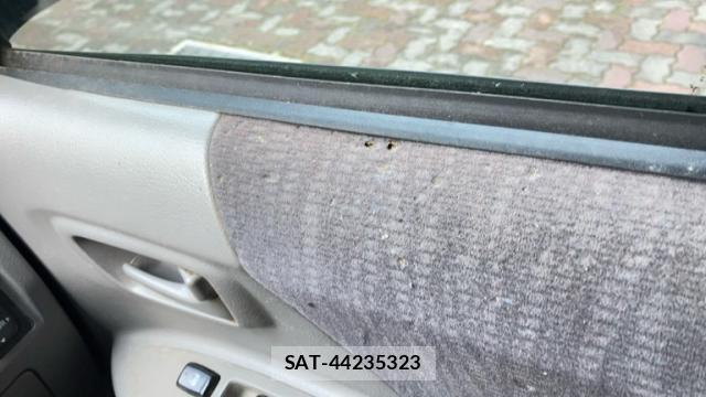 Toyota NOAH 2002-06 8220024-17