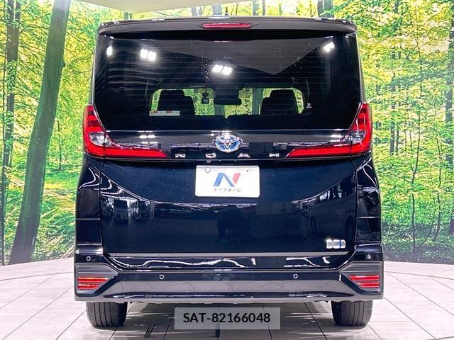 Toyota NOAH 2024-12 8220282-15