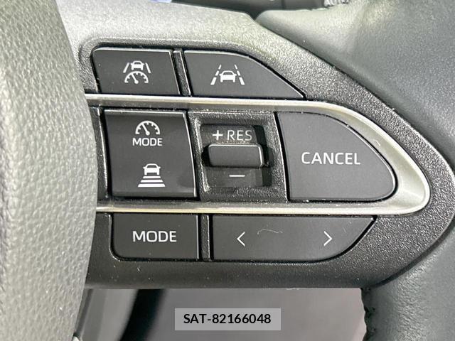 Toyota NOAH 2024-12 8220282-5