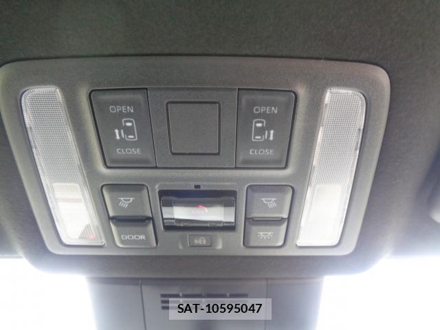 Toyota NOAH 2026-05 8220519-12
