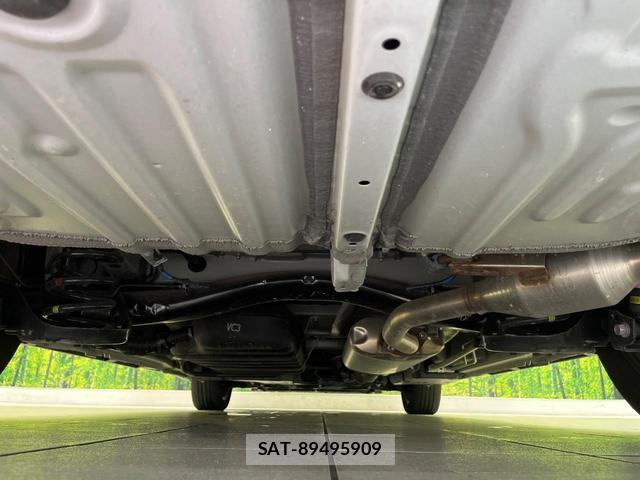 Toyota NOAH 2025-02 8220632-18