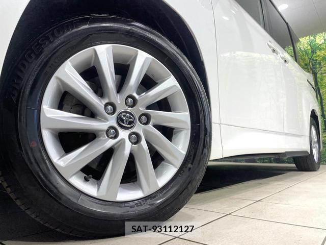 Toyota NOAH 2022-10 8220757-13