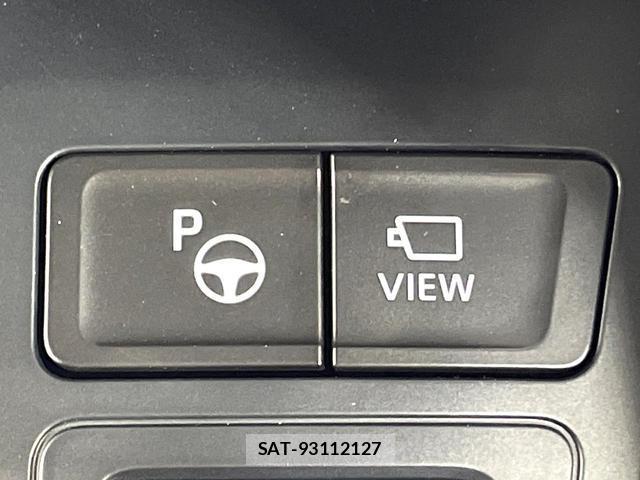 Toyota NOAH 2022-10 8220757-6