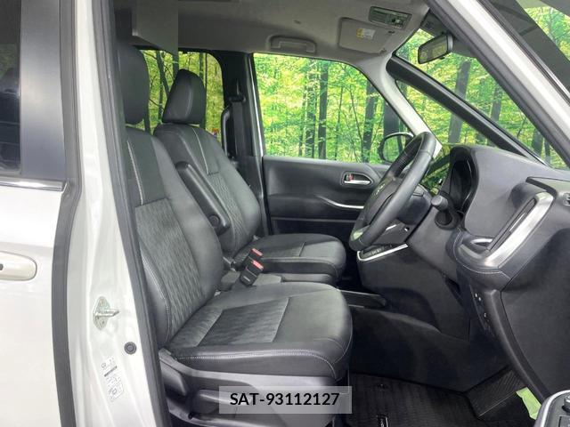 Toyota NOAH 2022-10 8220757-7