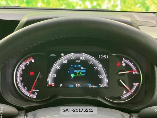 Toyota NOAH 2023-09 8221561-13